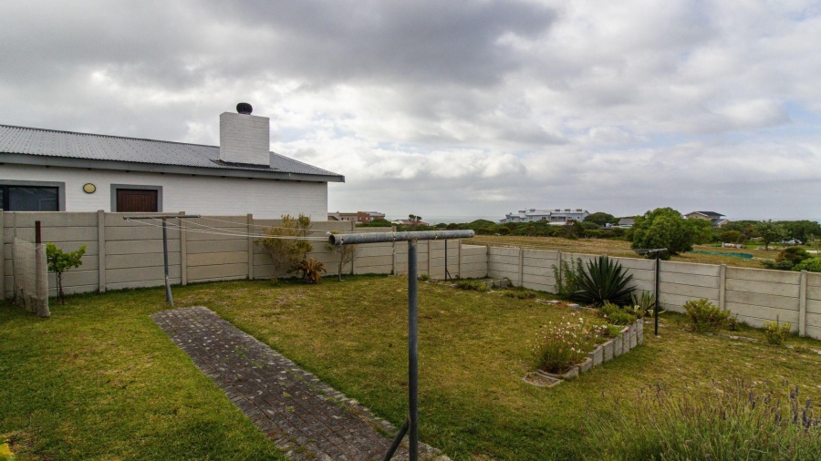 4 Bedroom Property for Sale in Kleinbaai Western Cape